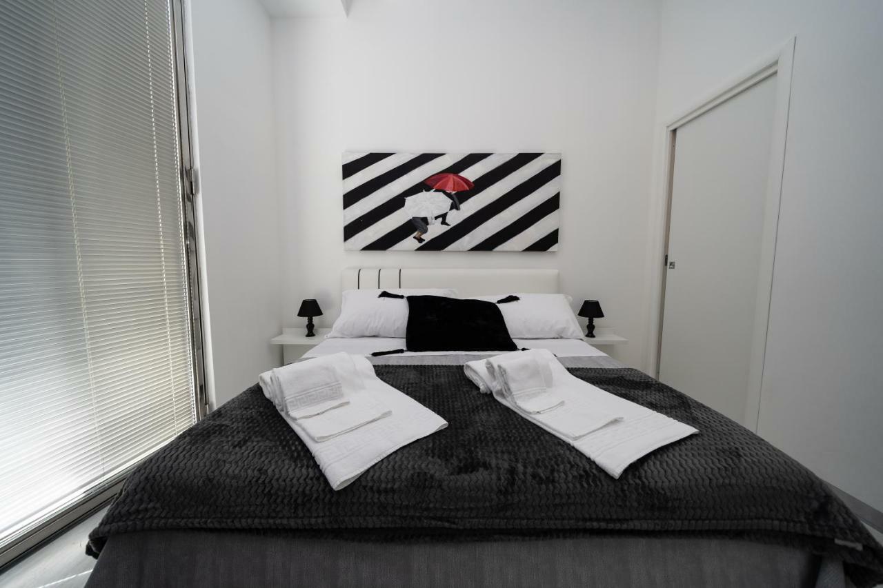 White Rooms 雷焦卡拉布里亚 外观 照片