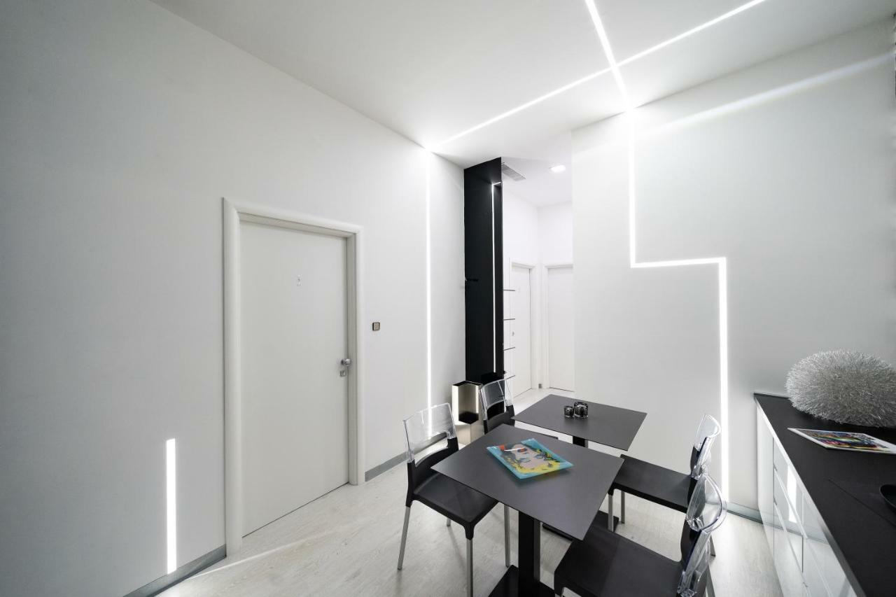 White Rooms 雷焦卡拉布里亚 外观 照片